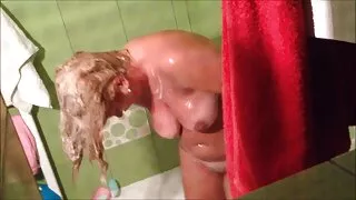 Viņš atnesa mājās 19 gadus veca skolniece ar big tits fuck smagais seks
