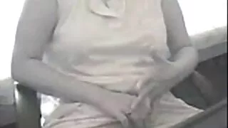 Precējies vīrietis devās pa kreisi seksa porno video ar diviem mīlētājiem, ffm trijatā