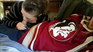 Skinn Āzijas Āzijas gribēju pisties ar puisi, pēc tam, milesanas video kad masturbē ar vibratoru