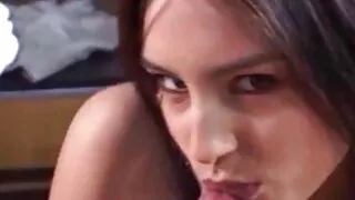 Divām padauzām, kuras fuck ar melnu klientu mature sekss starprasu gangbang
