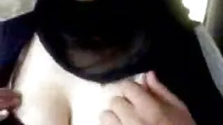 Vecāka gadagājuma cilvēks atvēra jaunu meitu pēc ilgas seksa filmas atdalīšanas