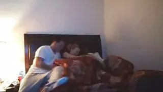 Cilvēks filmēja students ar zaļiem matiem uz ielas un meitenes seksam fucked van
